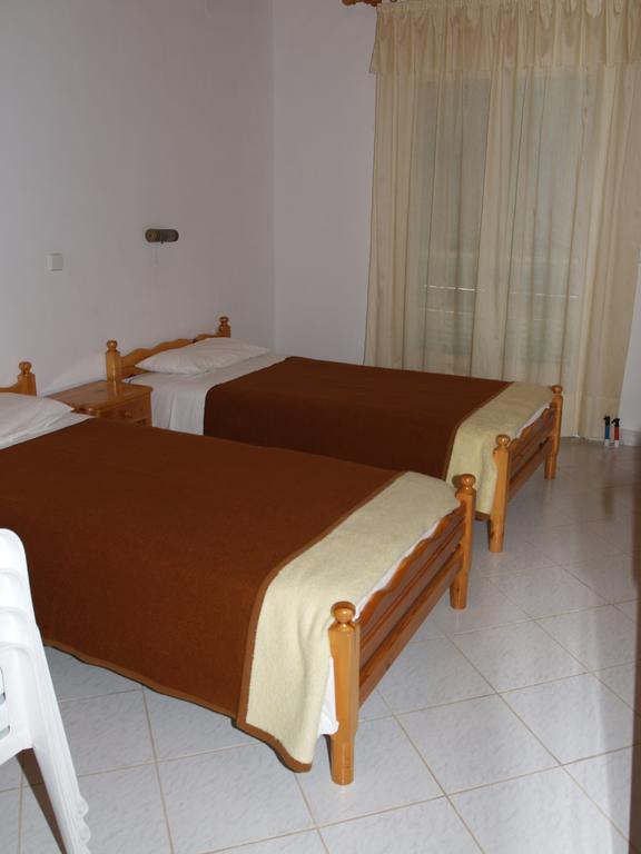 Angeliki Aparthotel Vitaládes Rom bilde